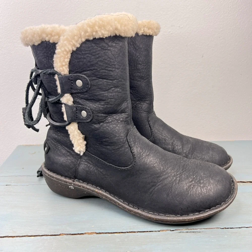 UGG Simmens Black Leather Shearling Lined Winter Boots 1007760 Womens 8